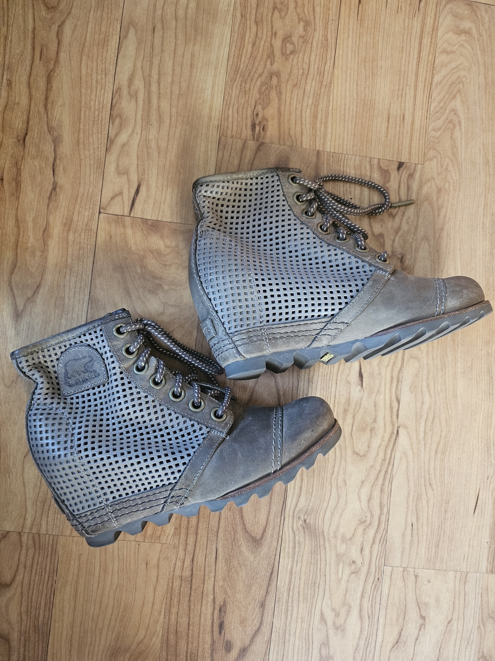 Sorel Olive Perforated Lace-Up Wedge Boots